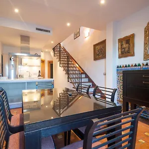 https://la-casa-de-la-alhambra.es-andalucia.com
